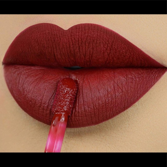 Kylie Jenner lipstick ❤️ - Picture 4 of 4